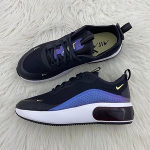 Women's Nike Air Max Dia Sneakers